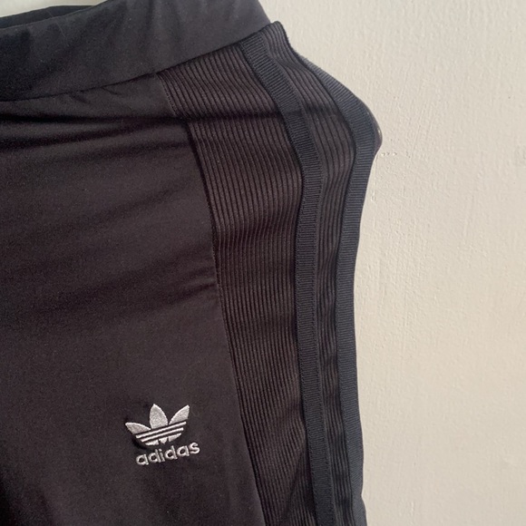 Adidas bike shorts - Picture 3 of 6